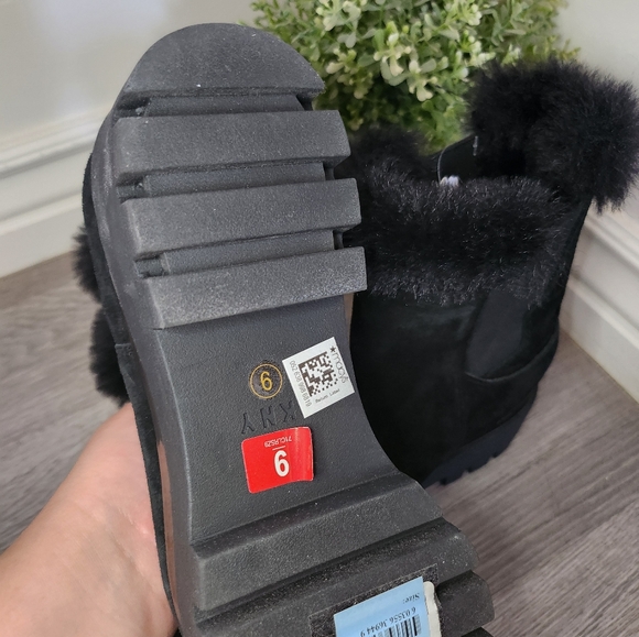 DKNY wedge ankle boots - Picture 4 of 8